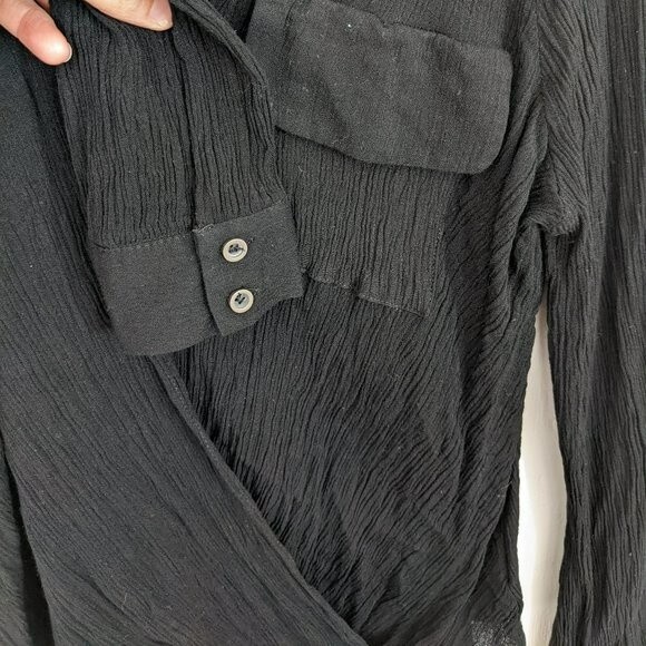 Peyton Jensen flowy black long sleeve top, size small - Picture 4 of 5